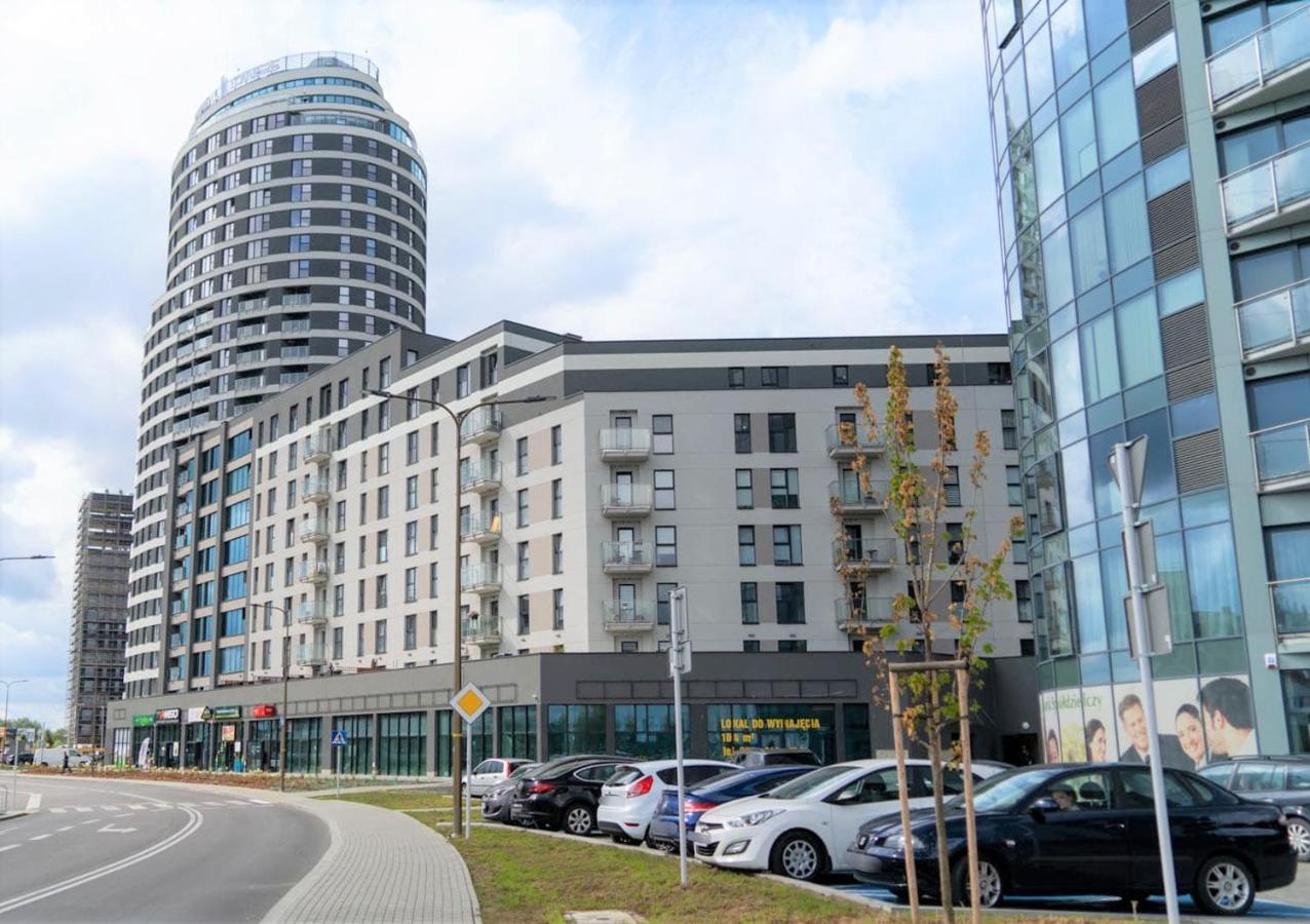 Capital Towers - Apartament Green Z Widokiem Na Rzeke เชชูฟ ภายนอก รูปภาพ